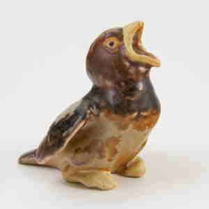bing and grondahl baby sparrow in stoneware desgned by knud kyhn